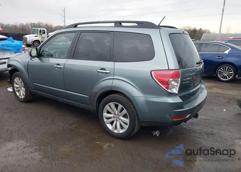 2011 Subaru Forester 2.5X Premium z USA, uszkodzony, nr VIN JF2SHADC9BG742162